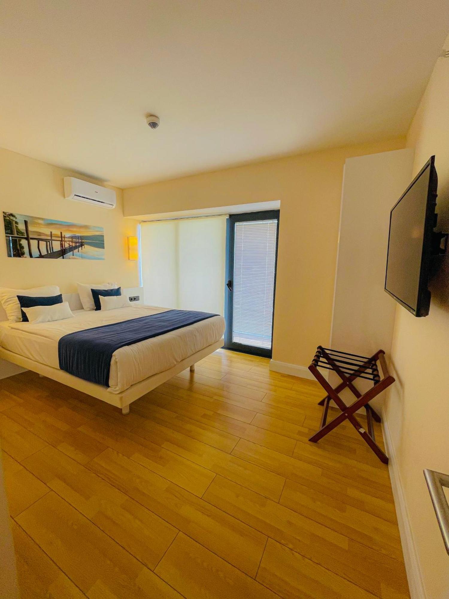 Batumi High View Hotel Buitenkant foto